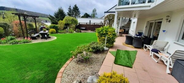 Kunstrasen Premium-Line 35mm im Garten