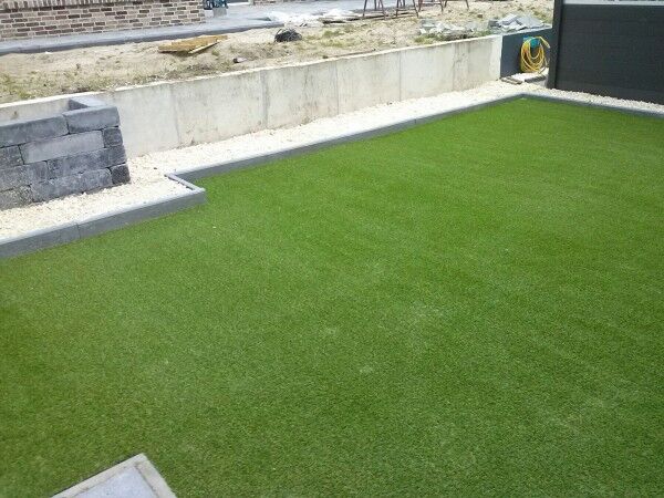 Kunstrasen Classic-Line 40mm im Garten