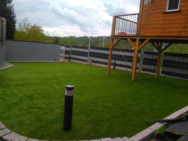 Kunstrasen Premium-Line 40mm für Spielfläche im Garten