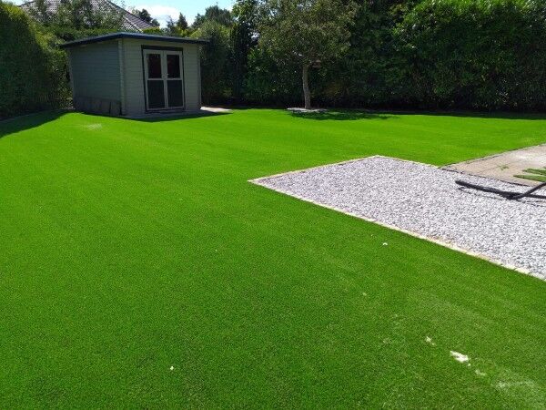 Kunstrasen Comfort-Line 40mm im Garten