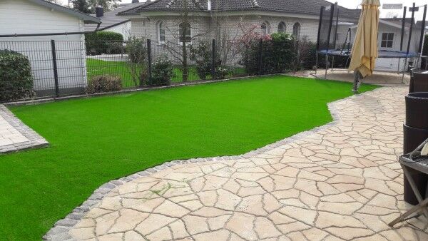 Kunstrasen Classic-Line 40mm im Garten