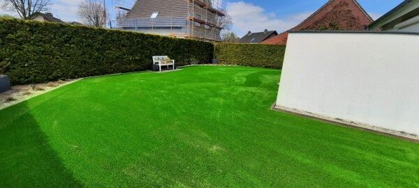 Kunstrasen Comfort-Line 40mm im Garten