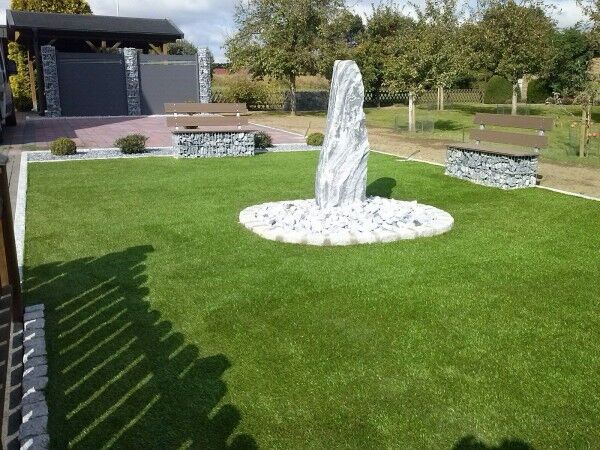 Kunstrasen High-Line 40mm im Garten