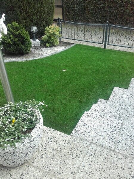 Kunstrasen High-Line 40mm im Vorgarten
